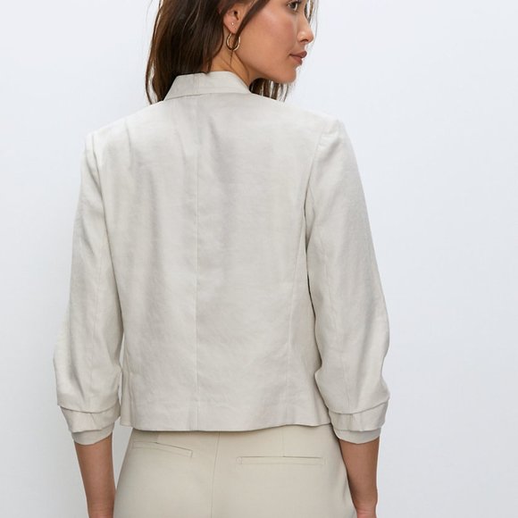 NWT Babaton Power Short Linen Blazer, Blue, 4 - Picture 6 of 9